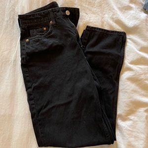 Lightweight Mom Jeans